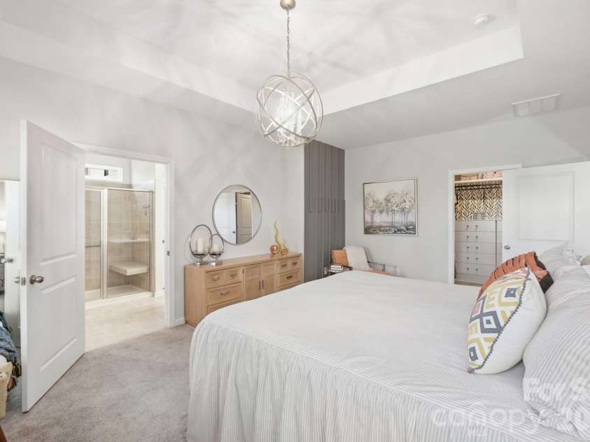 8415 Dumphries Drive, Huntersville, NC 28078.  MLS# CAR4424053, YatesRealty ID 51715. 