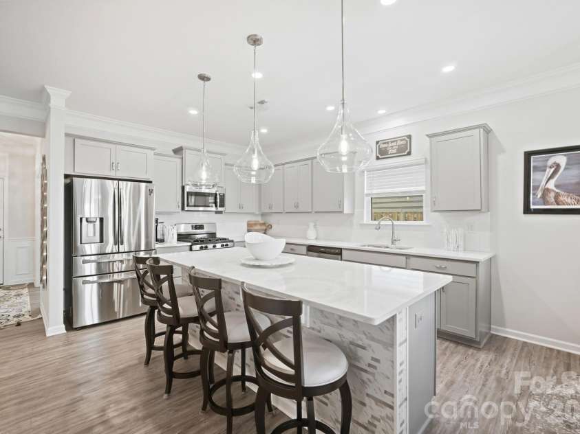 8415 Dumphries Drive, Huntersville, NC 28078.  MLS# CAR4424053, YatesRealty ID 51715. 
