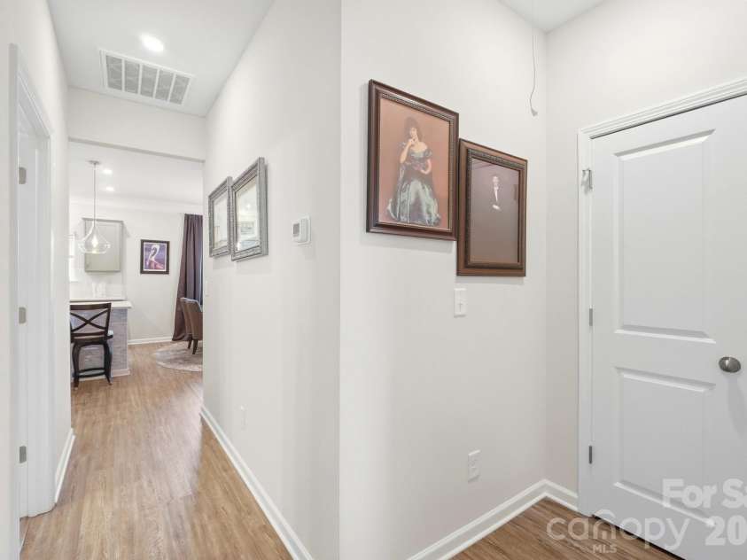 8415 Dumphries Drive, Huntersville, NC 28078.  MLS# CAR4424053, YatesRealty ID 51715. 