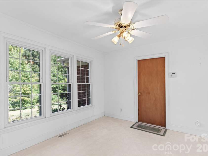 3667 Pageland Highway, Lancaster, SC 29720.  MLS# CAR4425882, YatesRealty ID 51716. 