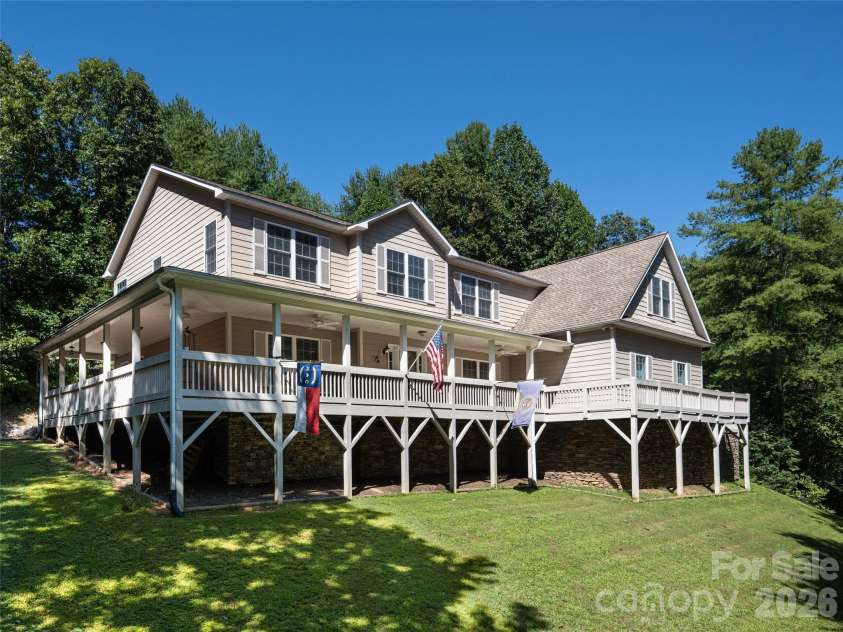 273 Cross Creek Drive, Marion, NC 28752.  MLS# CAR4426202, YatesRealty ID 51717. 