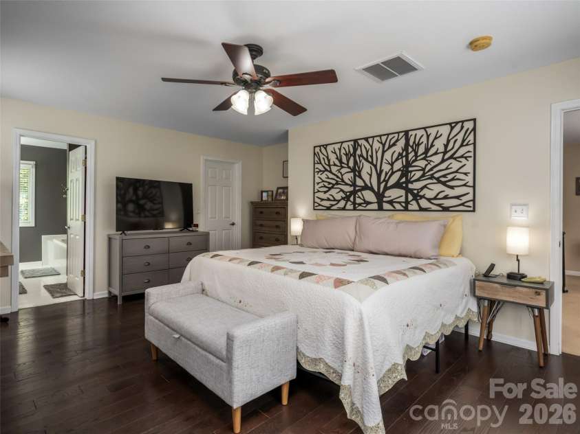 273 Cross Creek Drive, Marion, NC 28752.  MLS# CAR4426202, YatesRealty ID 51717. 