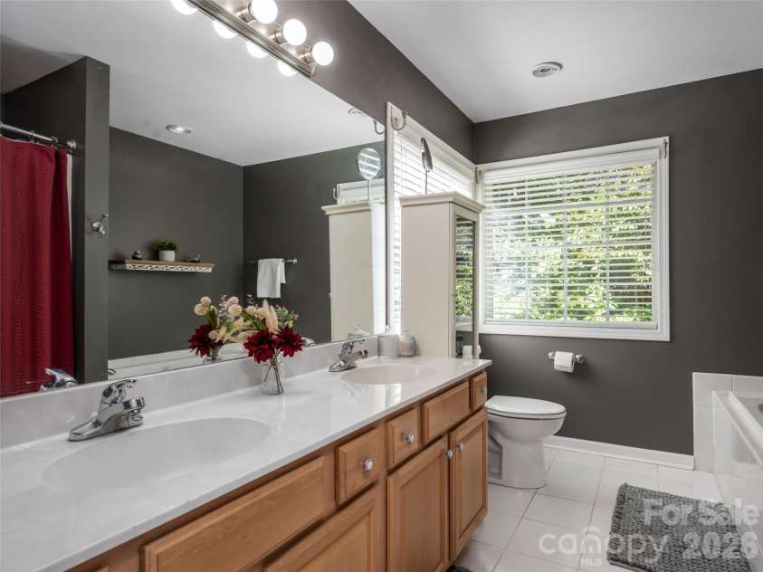 273 Cross Creek Drive, Marion, NC 28752.  MLS# CAR4426202, YatesRealty ID 51717. 