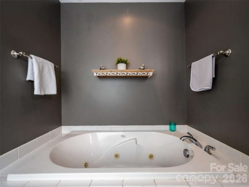 273 Cross Creek Drive, Marion, NC 28752.  MLS# CAR4426202, YatesRealty ID 51717. 