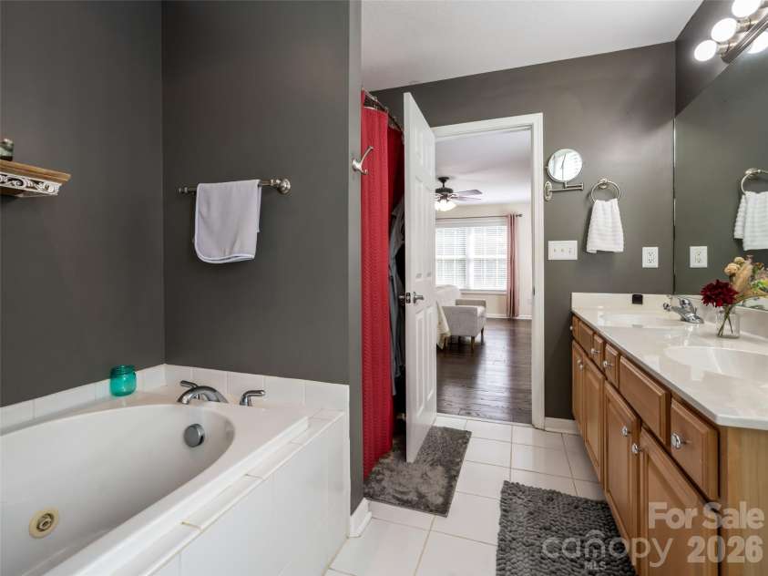 273 Cross Creek Drive, Marion, NC 28752.  MLS# CAR4426202, YatesRealty ID 51717. 