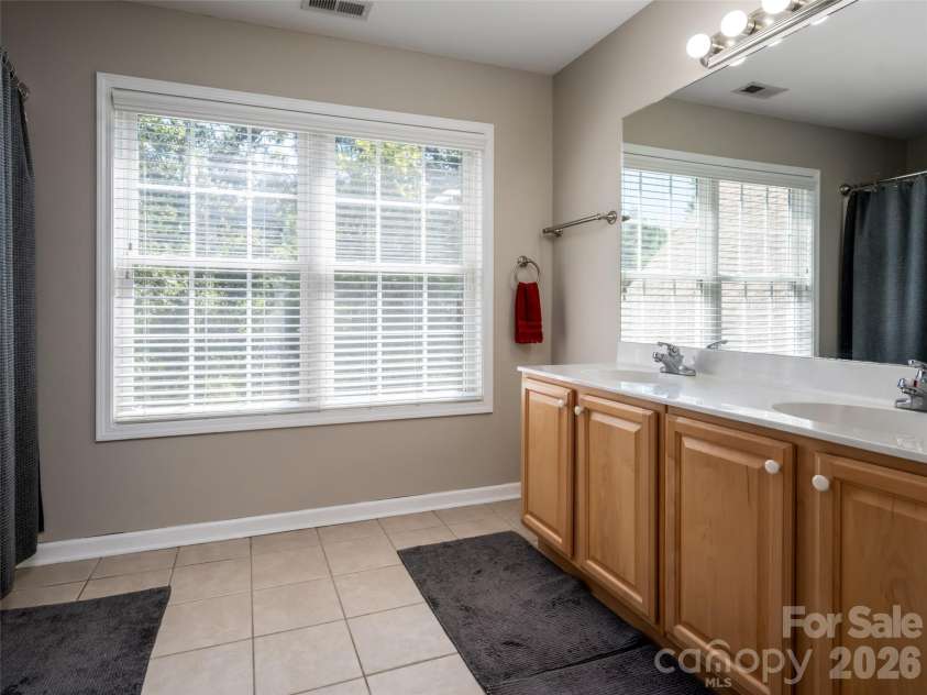 273 Cross Creek Drive, Marion, NC 28752.  MLS# CAR4426202, YatesRealty ID 51717. 