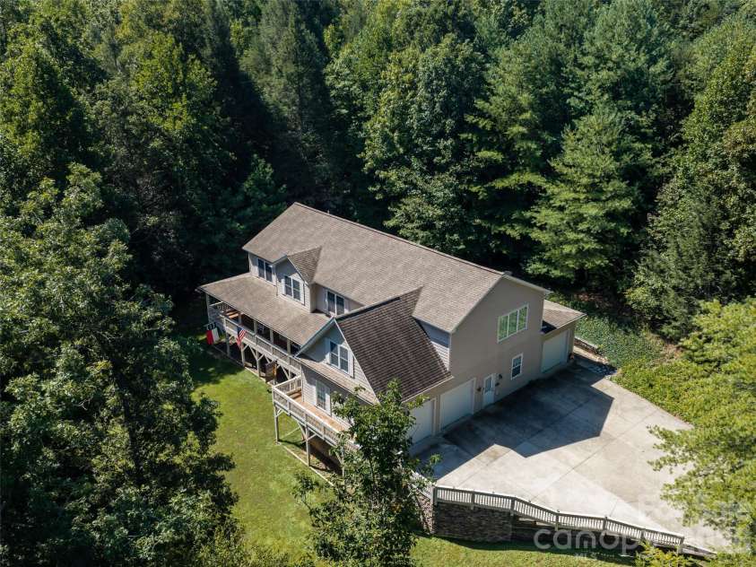 273 Cross Creek Drive, Marion, NC 28752.  MLS# CAR4426202, YatesRealty ID 51717. 