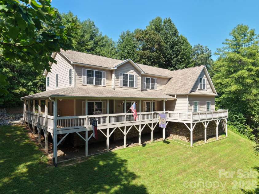 273 Cross Creek Drive, Marion, NC 28752.  MLS# CAR4426202, YatesRealty ID 51717. 