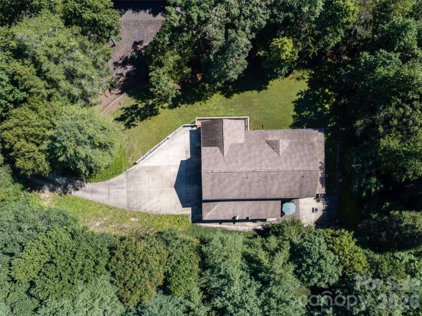 273 Cross Creek Drive, Marion, NC 28752.  MLS# CAR4426202, YatesRealty ID 51717. 