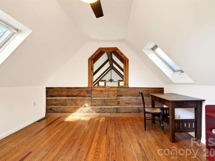 951,953,955,959 NC 9 Highway, Black Mountain, NC 28711.  MLS# CAR4342594, YatesRealty ID 5172. 