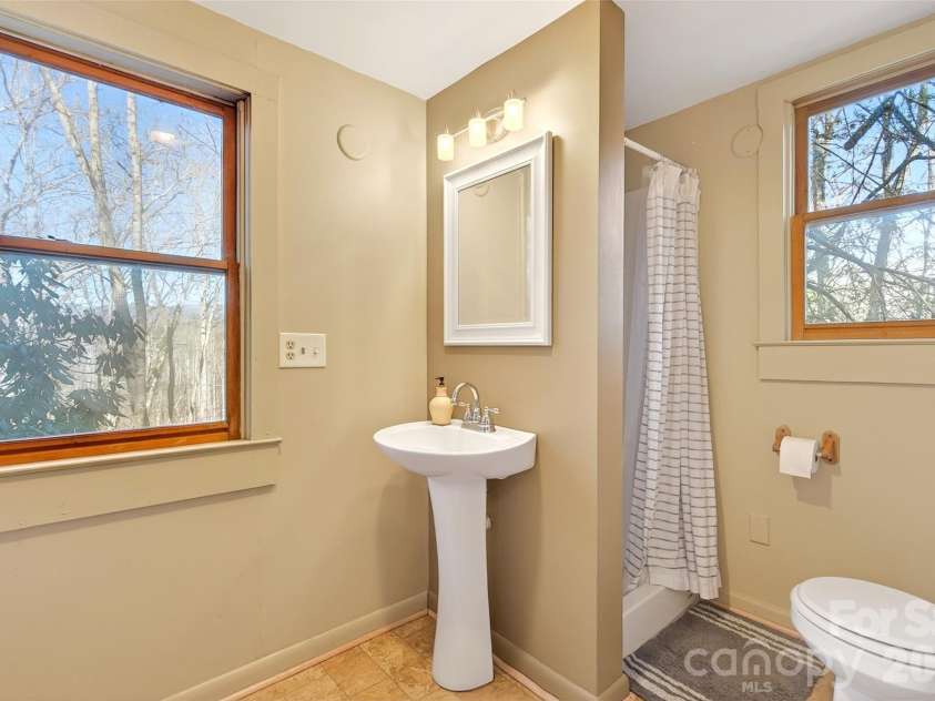 951,953,955,959 NC 9 Highway, Black Mountain, NC 28711.  MLS# CAR4342594, YatesRealty ID 5172. 
