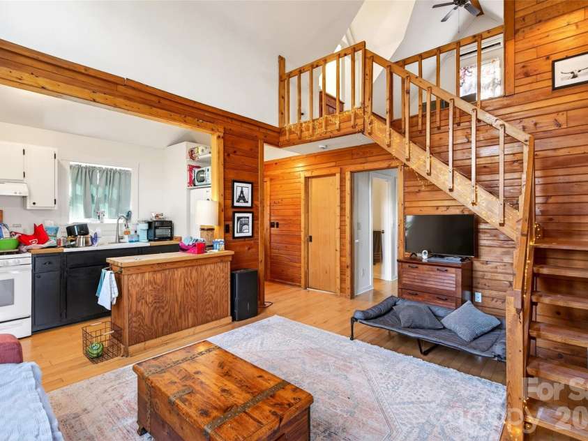 951,953,955,959 NC 9 Highway, Black Mountain, NC 28711.  MLS# CAR4342594, YatesRealty ID 5172. 