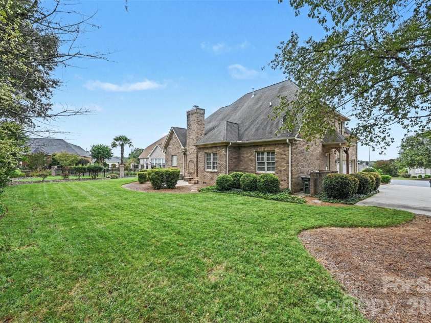 538 Muirfield Way, Salisbury, NC 28144.  MLS# CAR4426211, YatesRealty ID 51720. 