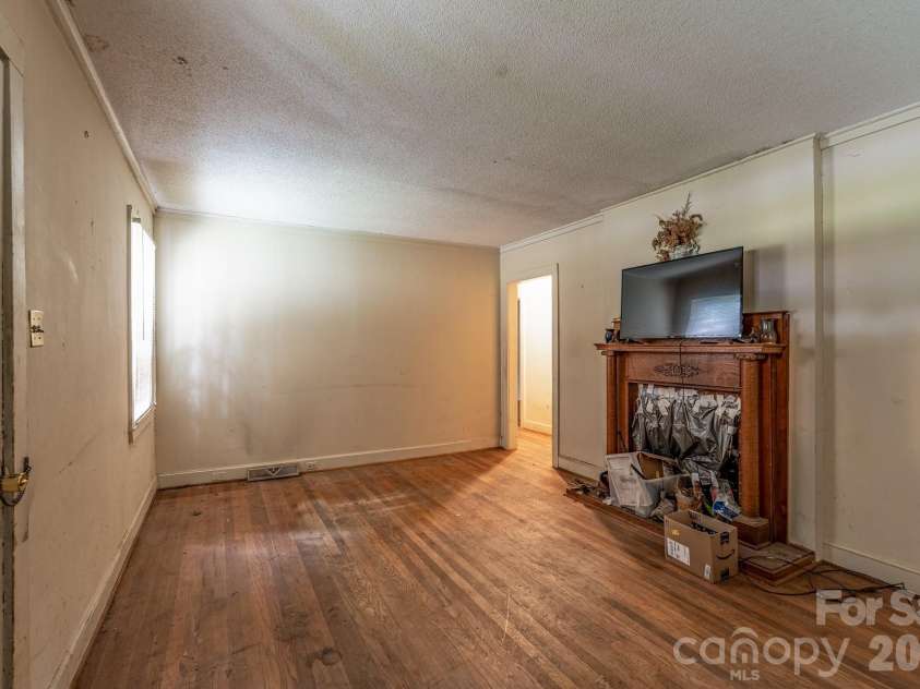 406 McCammon Street, Fort Mill, SC 29715.  MLS# CAR4425690, YatesRealty ID 51723. 