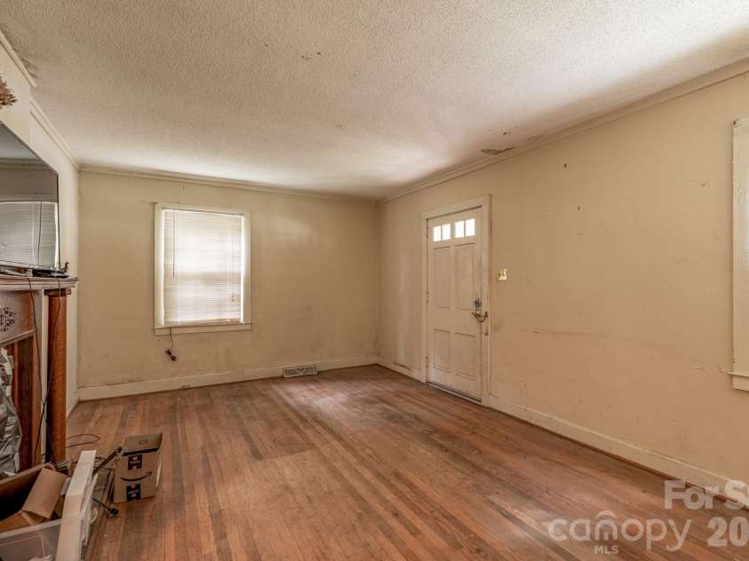406 McCammon Street, Fort Mill, SC 29715.  MLS# CAR4425690, YatesRealty ID 51723. 