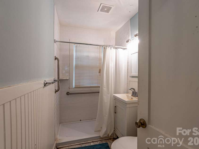 406 McCammon Street, Fort Mill, SC 29715.  MLS# CAR4425690, YatesRealty ID 51723. 