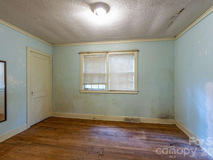 406 McCammon Street, Fort Mill, SC 29715.  MLS# CAR4425690, YatesRealty ID 51723. 