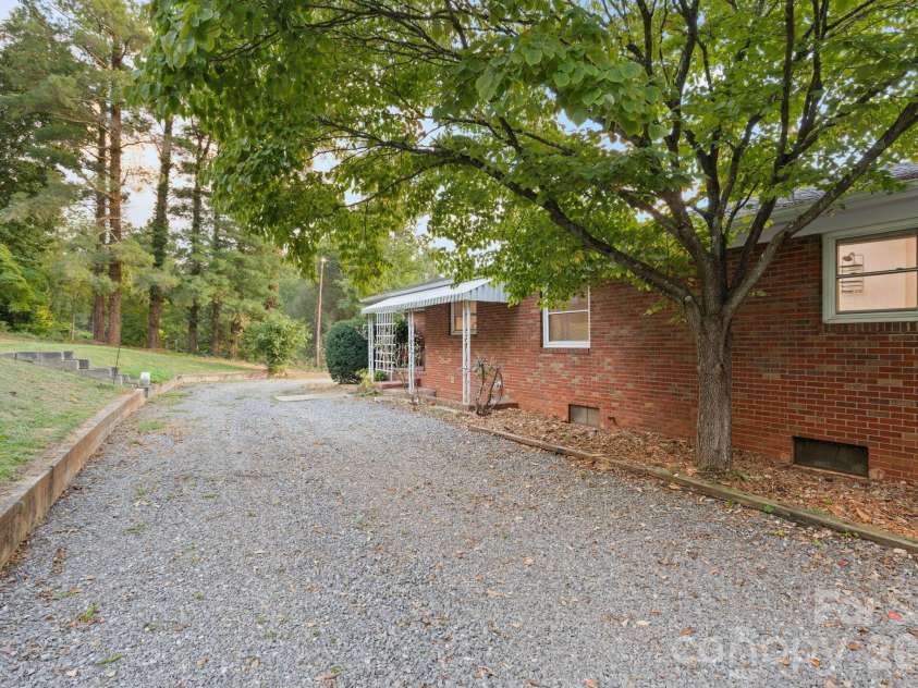 1452 Sweeten Creek Road, Asheville, NC 28803.  MLS# CAR4425442, YatesRealty ID 51726. 