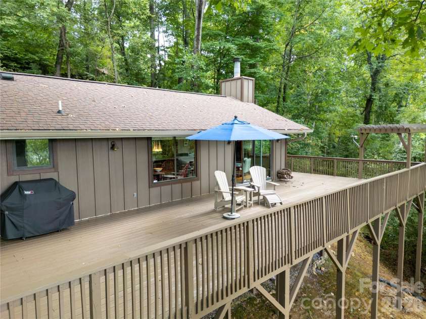 1073 Countryside Drive, Waynesville, NC 28785.  MLS# CAR4425815, YatesRealty ID 51728. 
