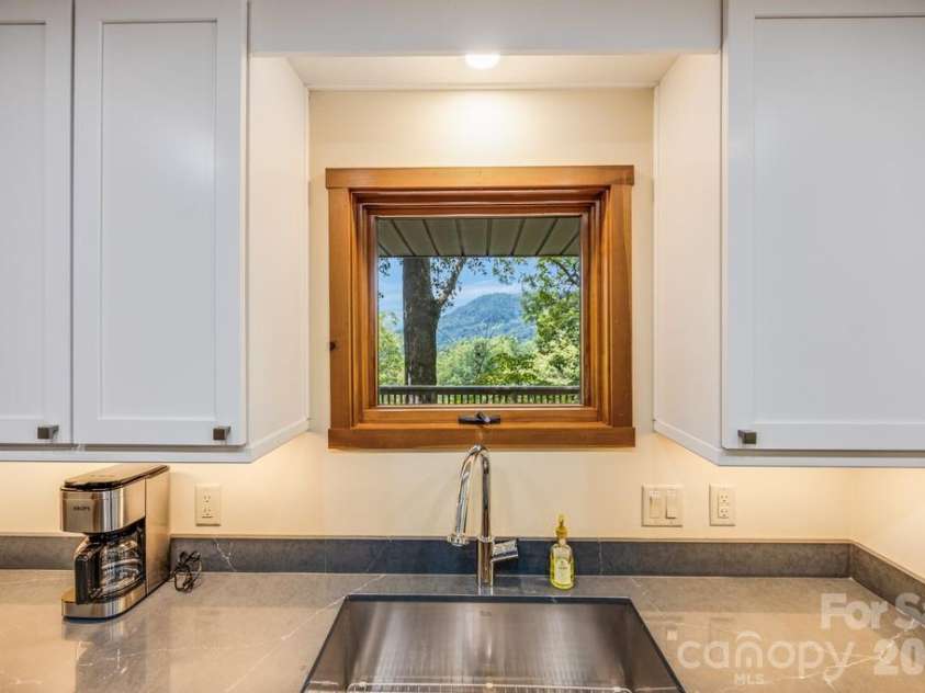 1073 Countryside Drive, Waynesville, NC 28785.  MLS# CAR4425815, YatesRealty ID 51728. 