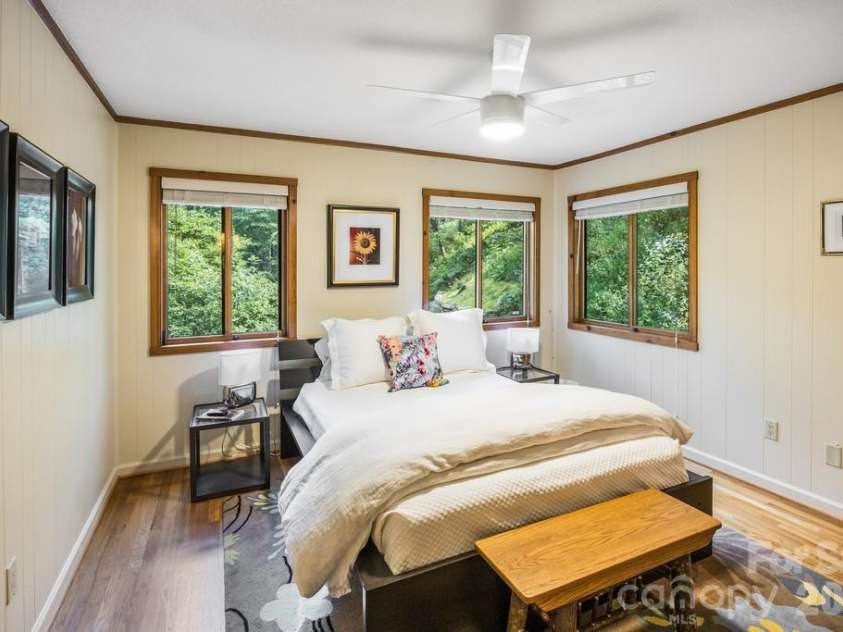 1073 Countryside Drive, Waynesville, NC 28785.  MLS# CAR4425815, YatesRealty ID 51728. 