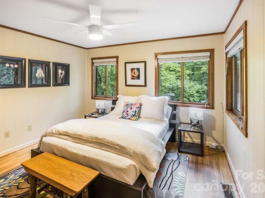 1073 Countryside Drive, Waynesville, NC 28785.  MLS# CAR4425815, YatesRealty ID 51728. 