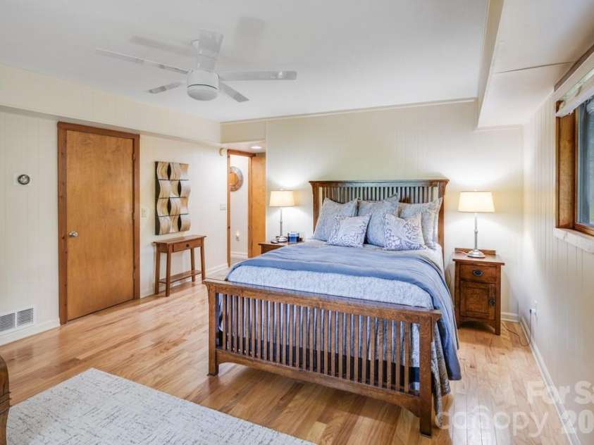 1073 Countryside Drive, Waynesville, NC 28785.  MLS# CAR4425815, YatesRealty ID 51728. 