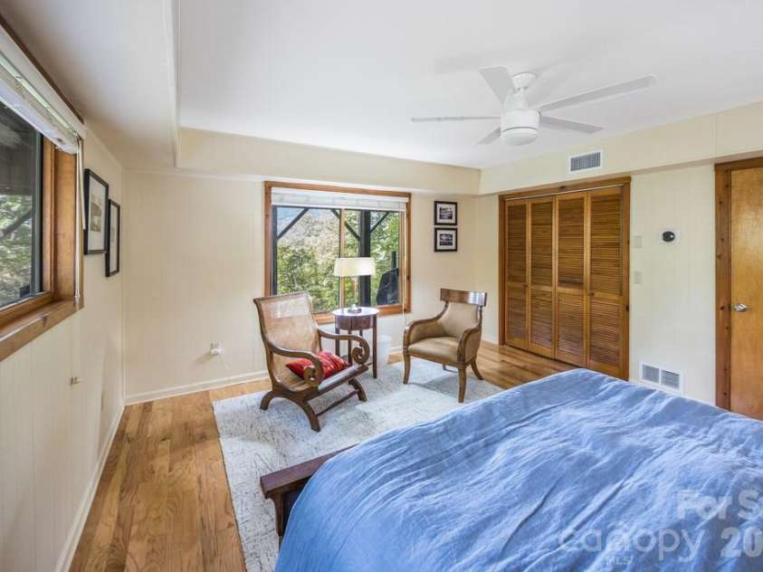1073 Countryside Drive, Waynesville, NC 28785.  MLS# CAR4425815, YatesRealty ID 51728. 