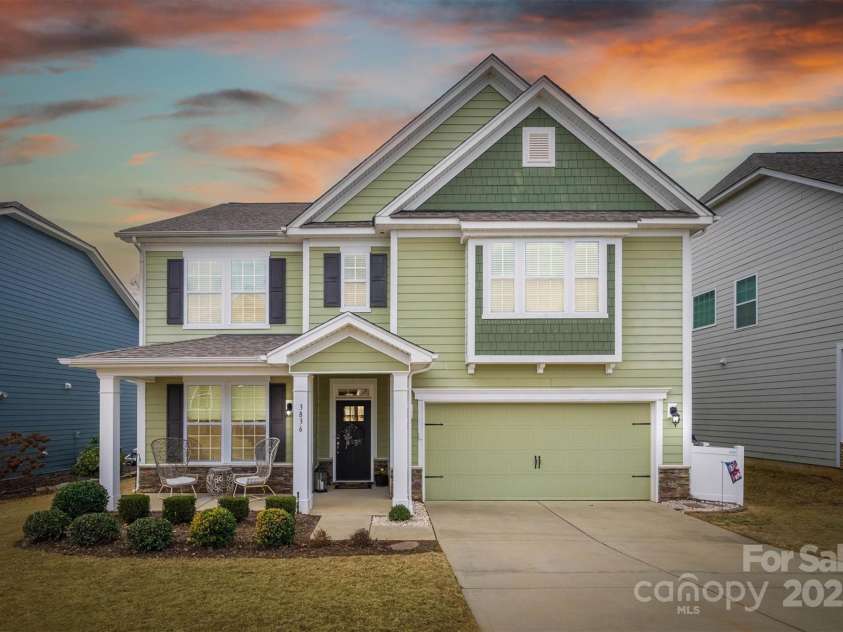 3836 Lake Breeze Drive, Sherrills Ford, NC 28673.  MLS# CAR4216958, YatesRealty ID 5173. 