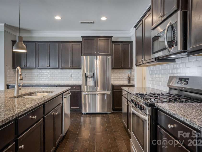 3836 Lake Breeze Drive, Sherrills Ford, NC 28673.  MLS# CAR4216958, YatesRealty ID 5173. 