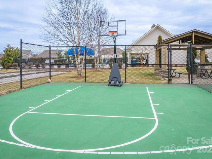 3836 Lake Breeze Drive, Sherrills Ford, NC 28673.  MLS# CAR4216958, YatesRealty ID 5173. 