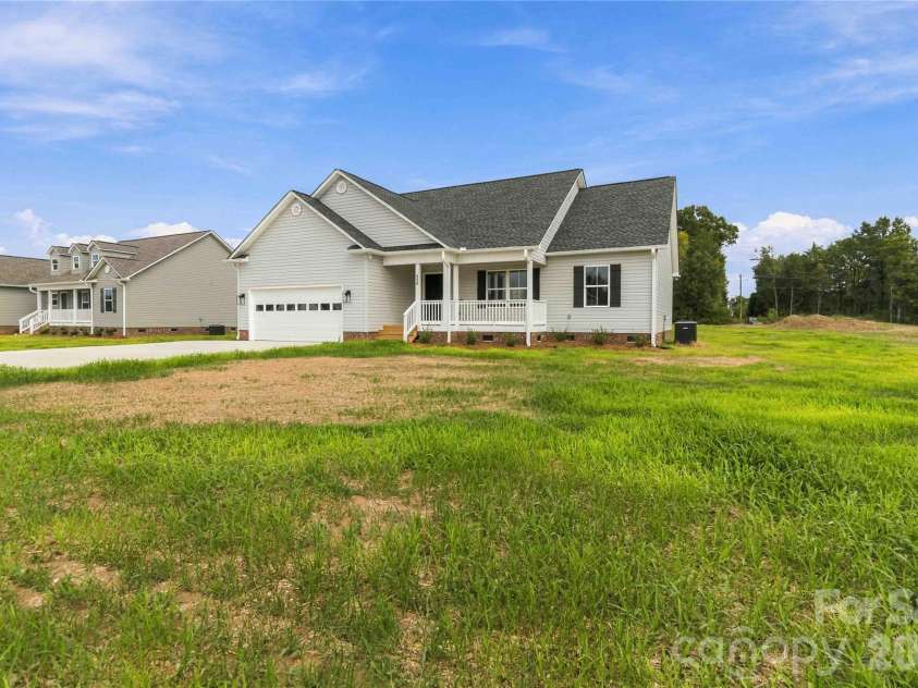 114 Mason Tanner Court, Rock Hill, SC 29730.  MLS# CAR4426140, YatesRealty ID 51730. 