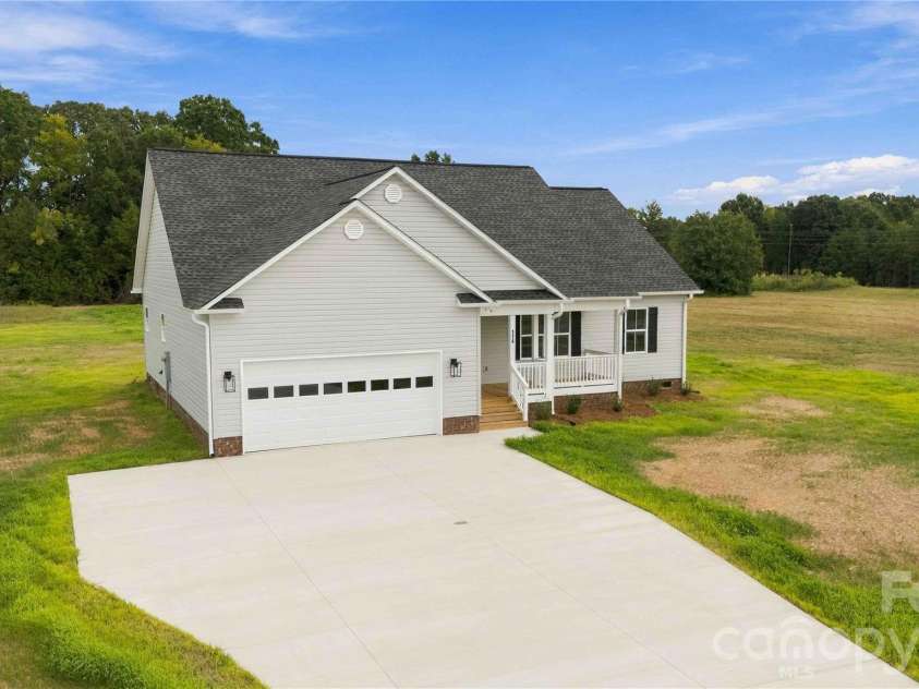114 Mason Tanner Court, Rock Hill, SC 29730.  MLS# CAR4426140, YatesRealty ID 51730. 