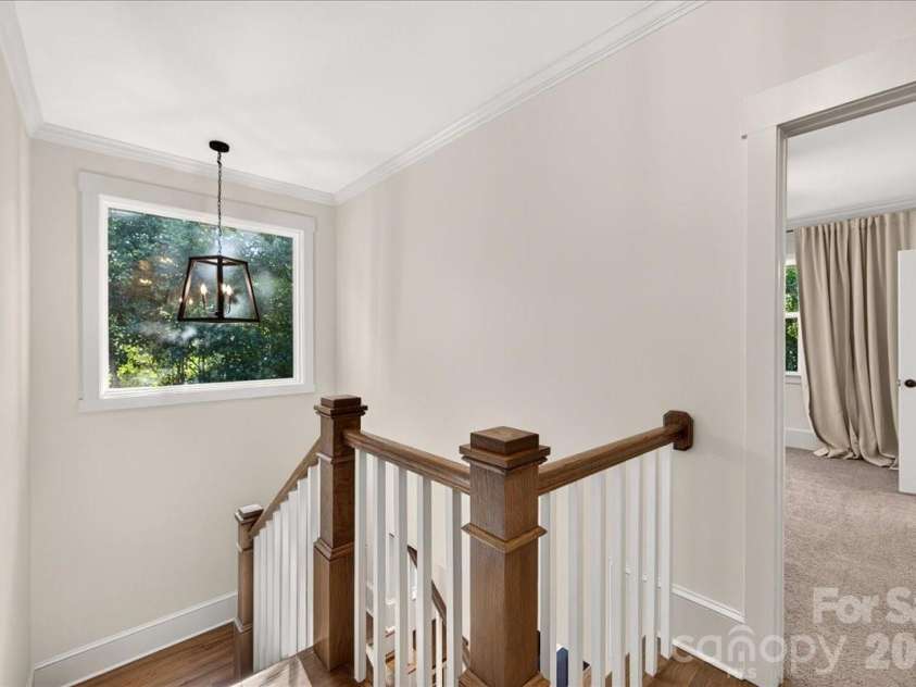 701 Seldon Drive, Charlotte, NC 28216.  MLS# CAR4423405, YatesRealty ID 51731. 