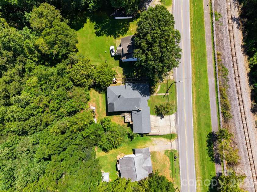 512 1st Street, Conover, NC 28613.  MLS# CAR4423919, YatesRealty ID 51732. 