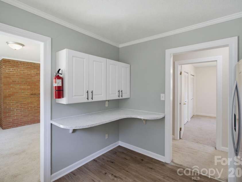 115 Monroe Drive, Lexington, NC 27295.  MLS# CAR4426243, YatesRealty ID 51733. 