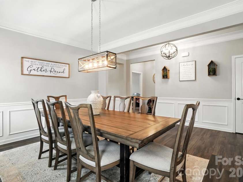 130 Sierra Chase Drive, Statesville, NC 28677.  MLS# CAR4425890, YatesRealty ID 51734. Dining w/Wainscoting