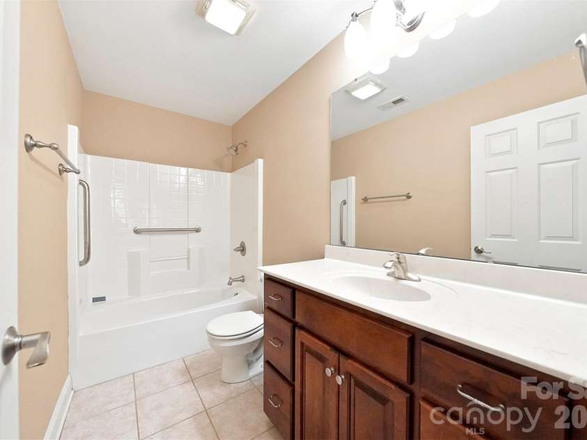 1548 Nazareth Lane, Conover, NC 28613.  MLS# CAR4426103, YatesRealty ID 51735. 