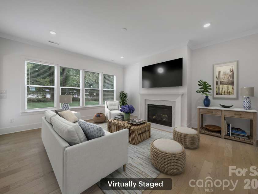 1016 Rockway Drive, Charlotte, NC 28205.  MLS# CAR4423639, YatesRealty ID 51737. 