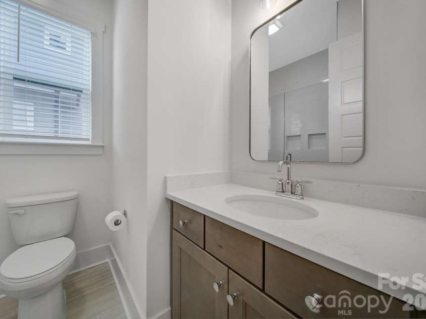 1016 Rockway Drive, Charlotte, NC 28205.  MLS# CAR4423639, YatesRealty ID 51737. 