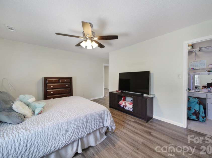 2155 Strawberry Road, Rock Hill, SC 29730.  MLS# CAR4424462, YatesRealty ID 51738. 