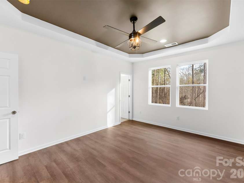 2404 Eleanor Drive, Shelby, NC 28150.  MLS# CAR4329974, YatesRealty ID 5174. 