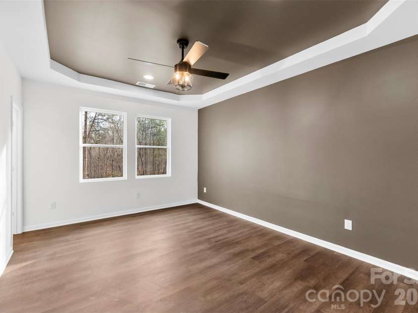2404 Eleanor Drive, Shelby, NC 28150.  MLS# CAR4329974, YatesRealty ID 5174. 