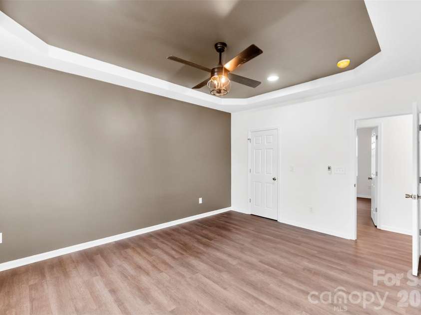 2404 Eleanor Drive, Shelby, NC 28150.  MLS# CAR4329974, YatesRealty ID 5174. 