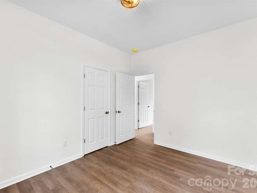 2404 Eleanor Drive, Shelby, NC 28150.  MLS# CAR4329974, YatesRealty ID 5174. 