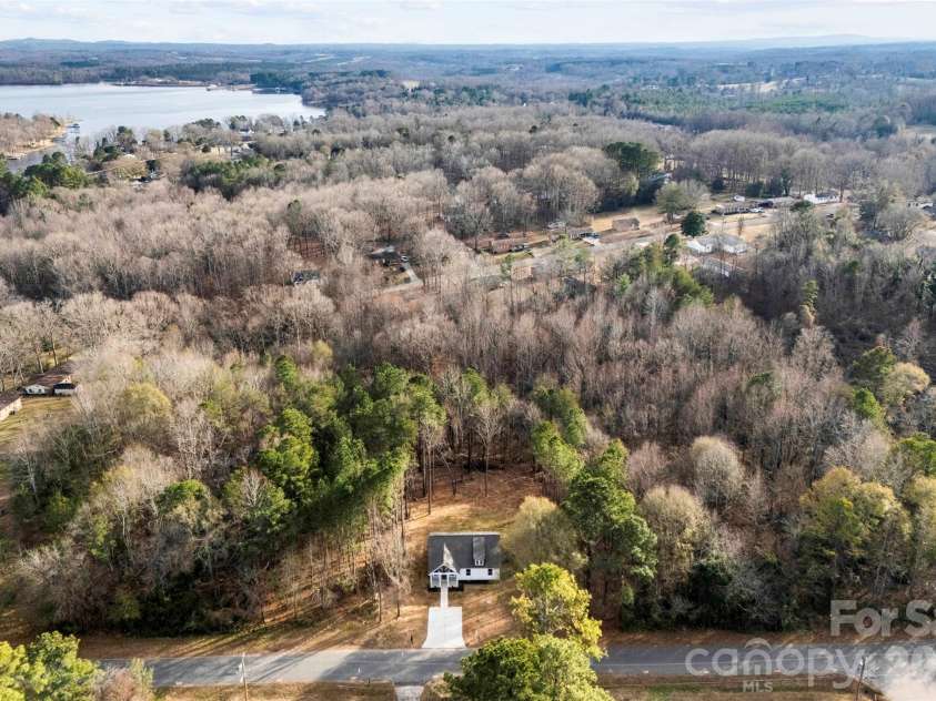 2404 Eleanor Drive, Shelby, NC 28150.  MLS# CAR4329974, YatesRealty ID 5174. 