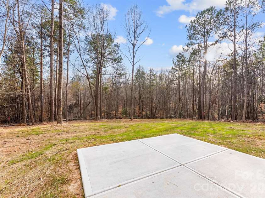 2404 Eleanor Drive, Shelby, NC 28150.  MLS# CAR4329974, YatesRealty ID 5174. 