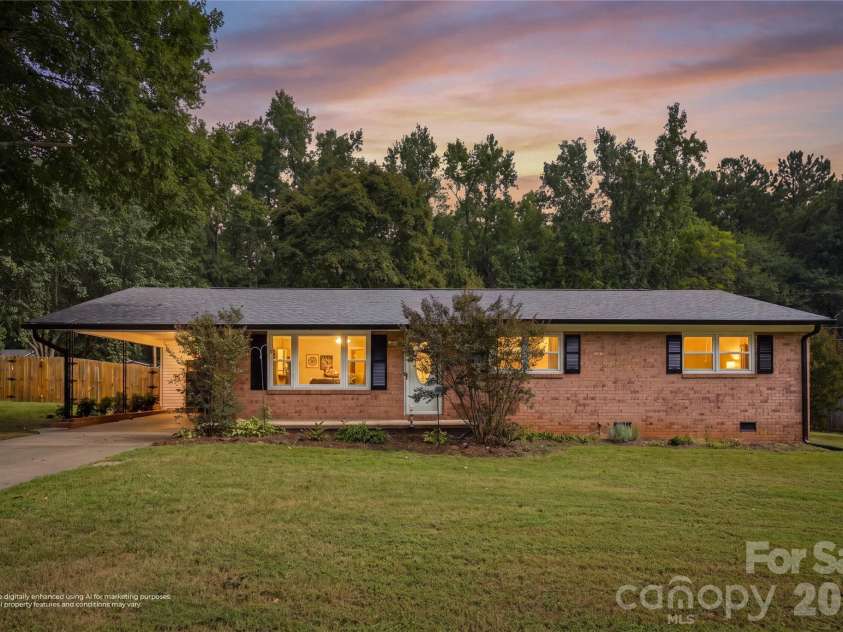 2626 Fairgreen Drive, Gastonia, NC 28056.  MLS# CAR4423810, YatesRealty ID 51740. 