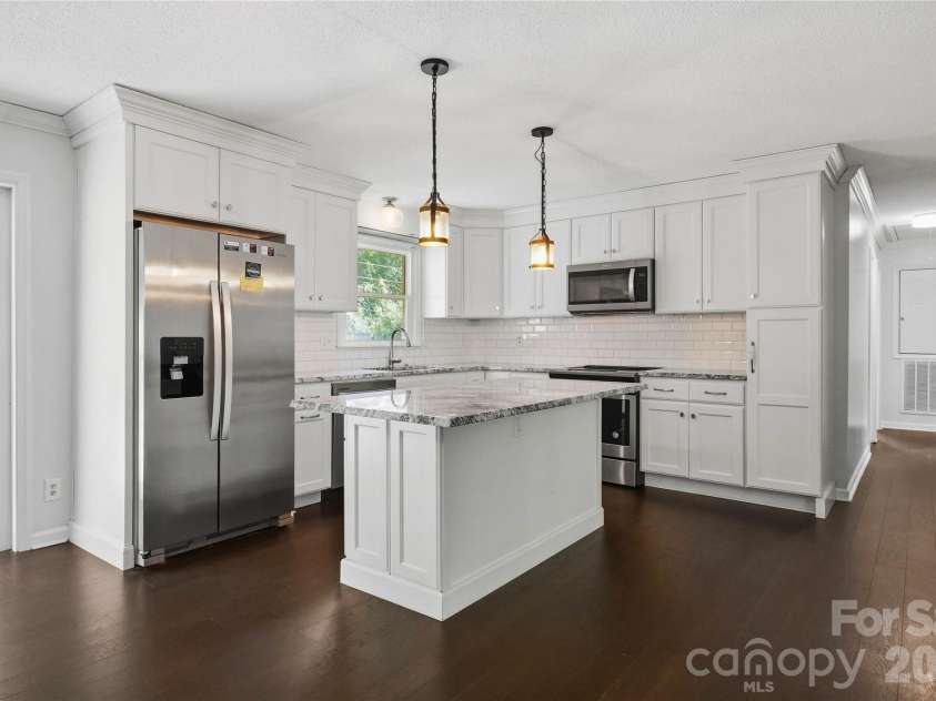 2626 Fairgreen Drive, Gastonia, NC 28056.  MLS# CAR4423810, YatesRealty ID 51740. 