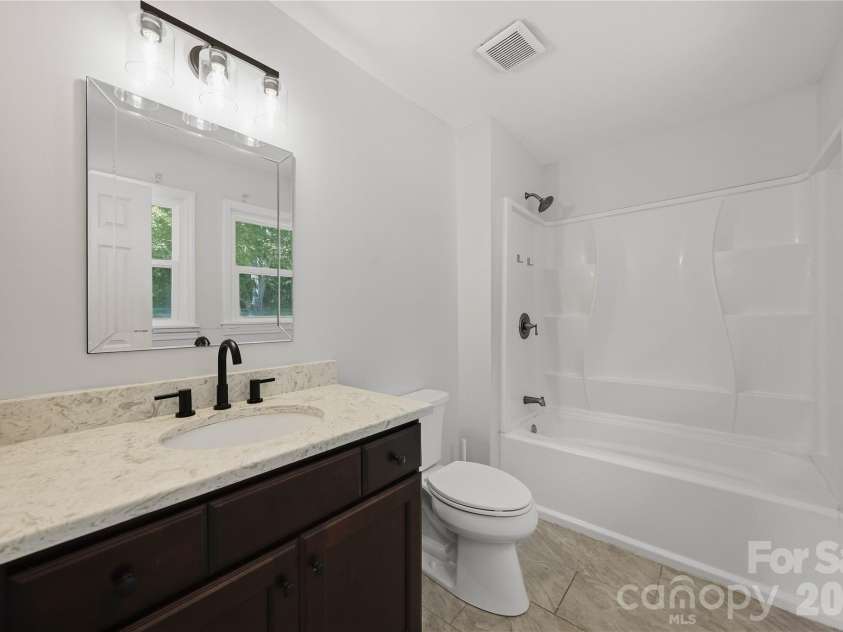 2626 Fairgreen Drive, Gastonia, NC 28056.  MLS# CAR4423810, YatesRealty ID 51740. 
